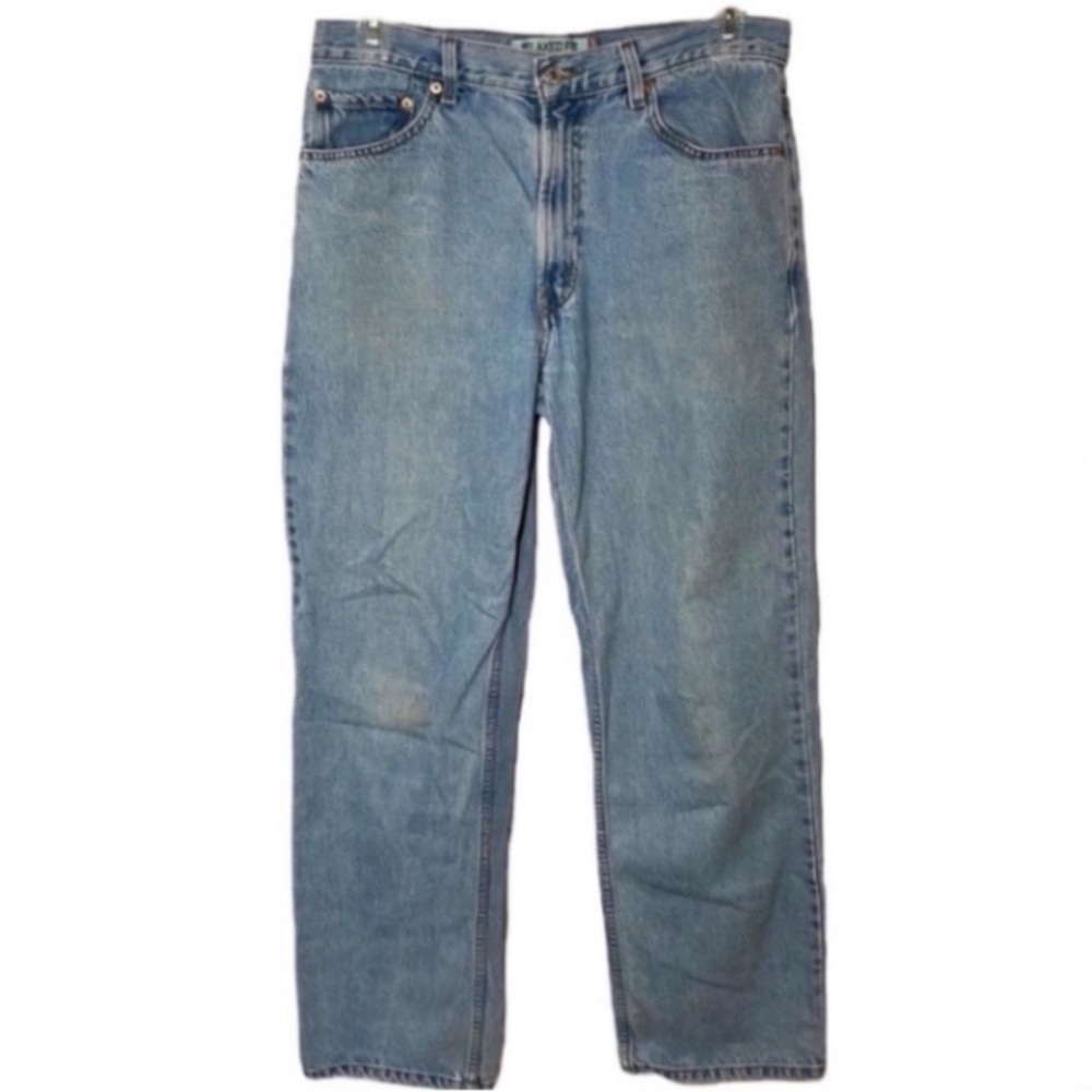 Vintage Levi’s 550 Blue Jeans Relaxed Fit Cotton Light Wash Distressed Denim